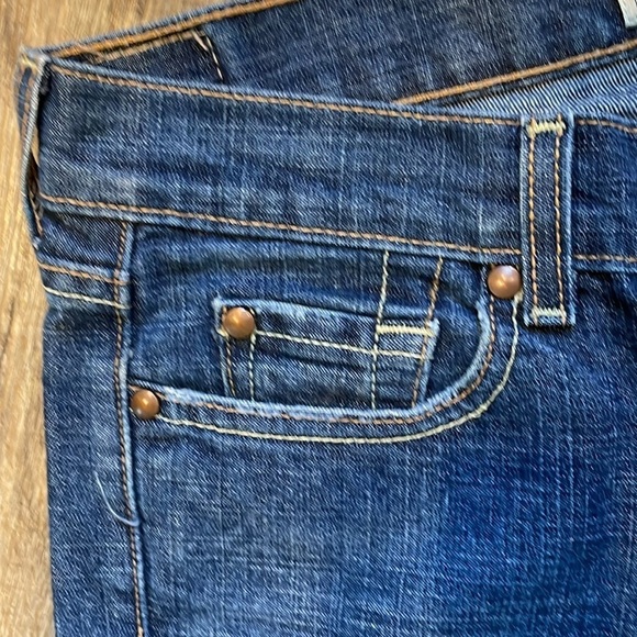 Old Navy Ultra Low Waist Boot-Cut Stretch Jeans - Picture 3 of 8